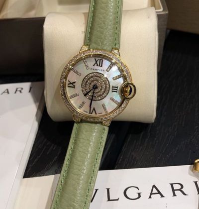 Cartier Ballon Bleu Watch De 36MM Simple Tasteful Crocodile Leather Green Braclelet Watch cartier watch box replica